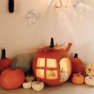 Meet your Posher, Najla